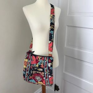 Vera Bradley Happy Snails Navy Hipster